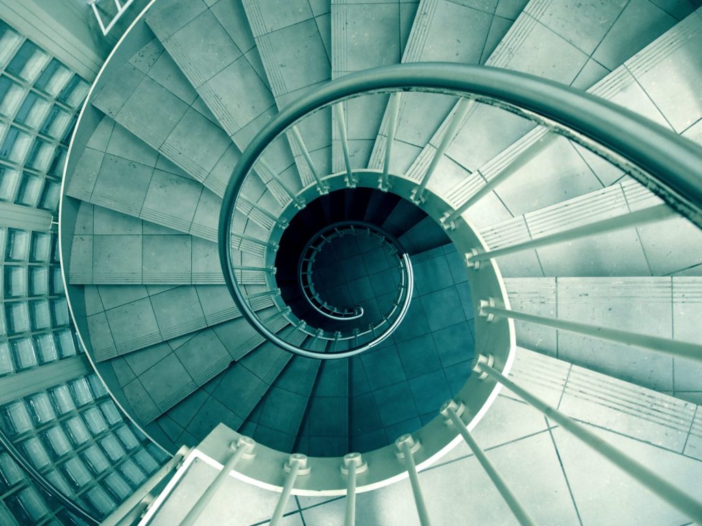 Escalera en espiral moderna